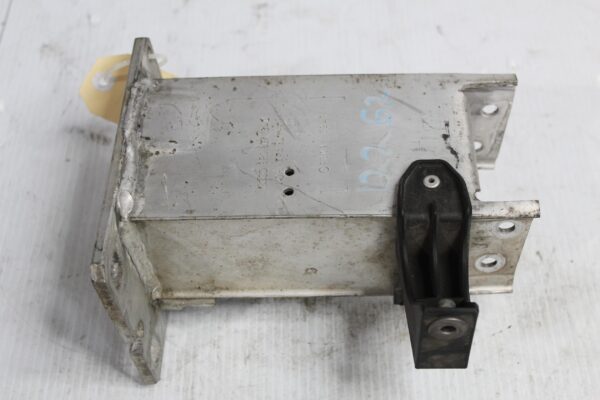 Audi 8R Q5 SQ5 Front Crash Bar Bracket Absorber 8R0807134C