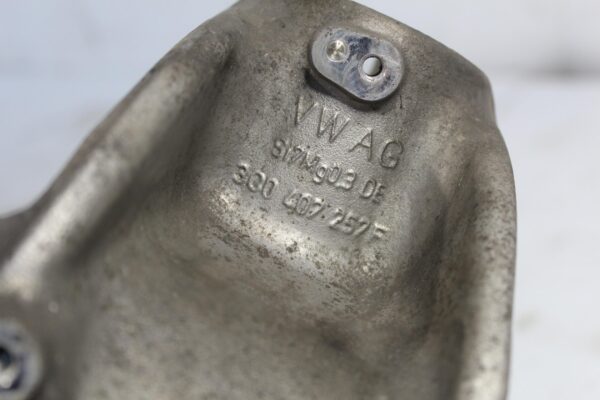Audi 8P S3 Front Left LH Knuckle w Hub Carrier 3C0407257F