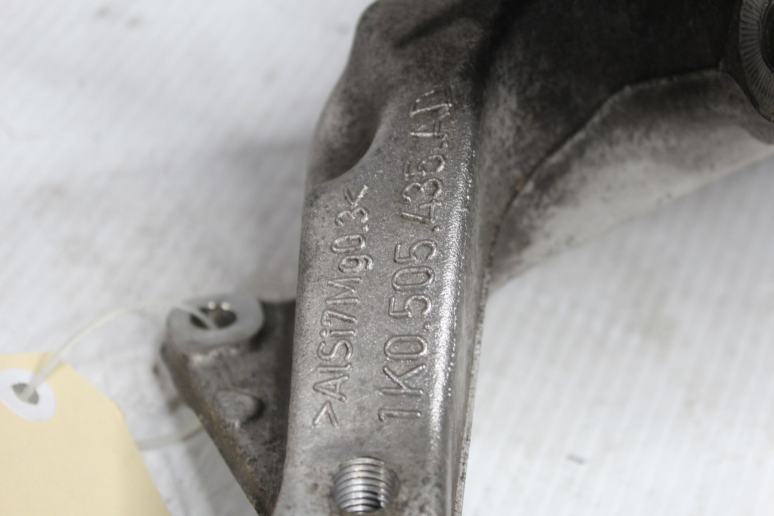 Audi 8P S3 Left LH Rear Knuckle w Hub Carrier 1K0505433, 1K0505435AD - Image 2