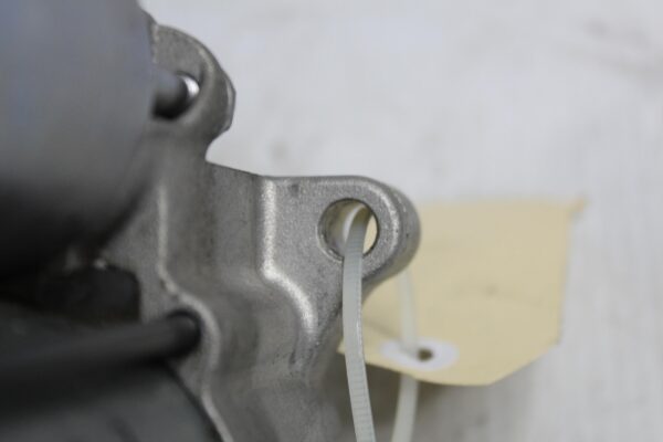 BMW F48 X1 Engine Starter Motor 858039003, 12418676405, 12418580390