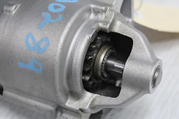 BMW F48 X1 Engine Starter Motor 858039003, 12418676405, 12418580390