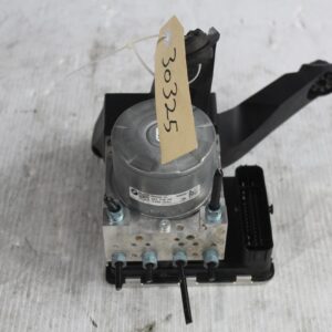 BMW F40 118i ABS DSC Hydro Unit Pump 34505A6DC92, 34505B3ED49 - Image 1