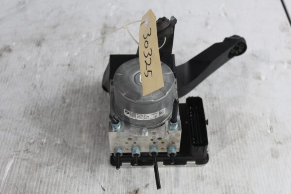 BMW F40 118i ABS DSC Hydro Unit Pump 34505A6DC92, 34505B3ED49