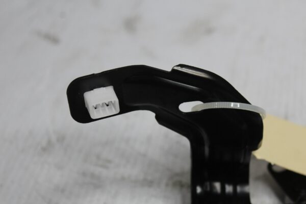 BMW F40 118i Amplifier Bracket Mount 65158794936, 879493601
