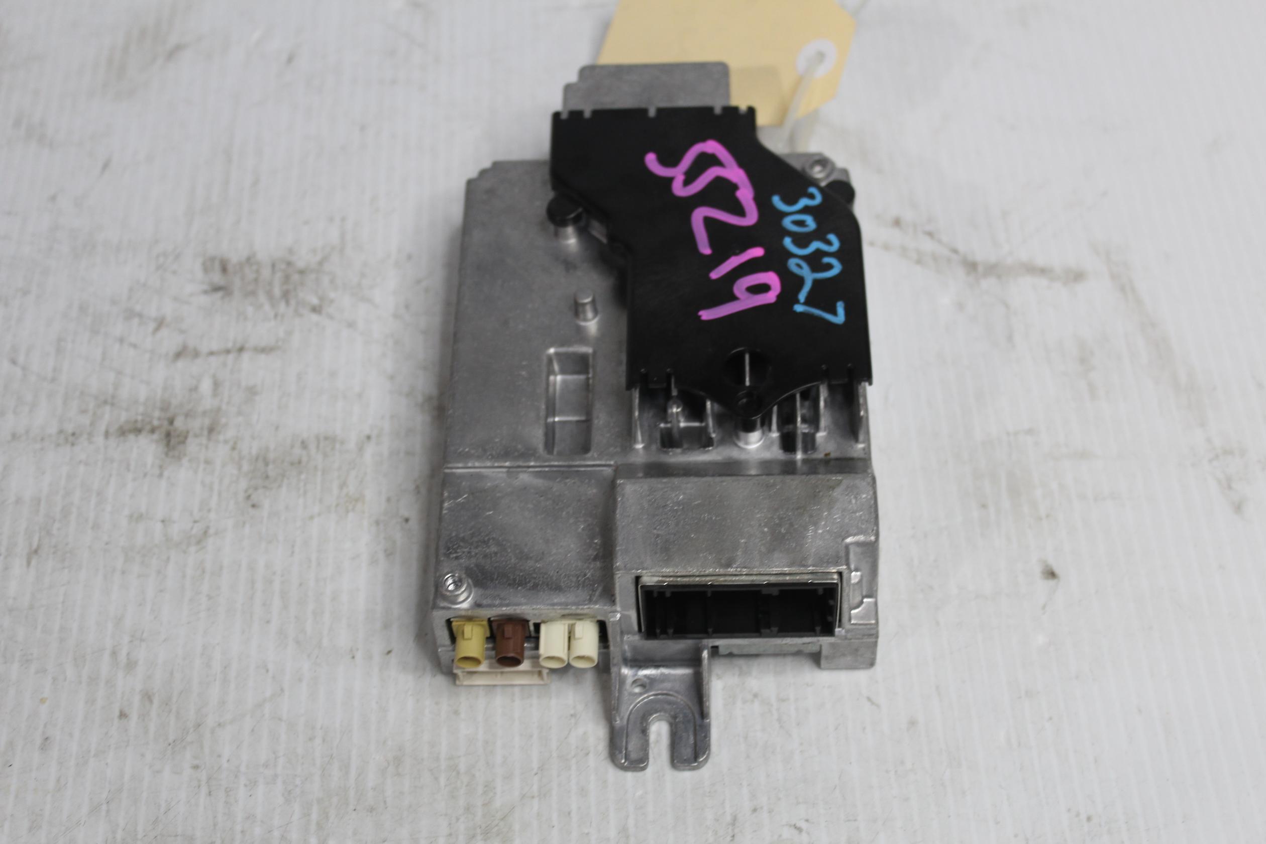 BMW F40 G20 1 3 Series Harman Becker Amplifier R35A5703001, 65125A55AD2 - Image 3
