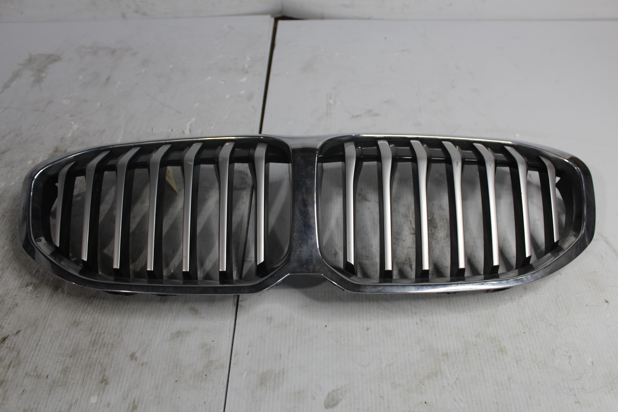 BMW F40 118i Front Radiator Bumper Bar Main Grille 51135A39367 - Image 1