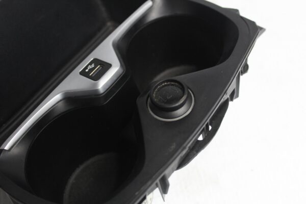 BMW F40 118i Interior Centre Console Cup Holder Assembly 51167951772, 5R682332910