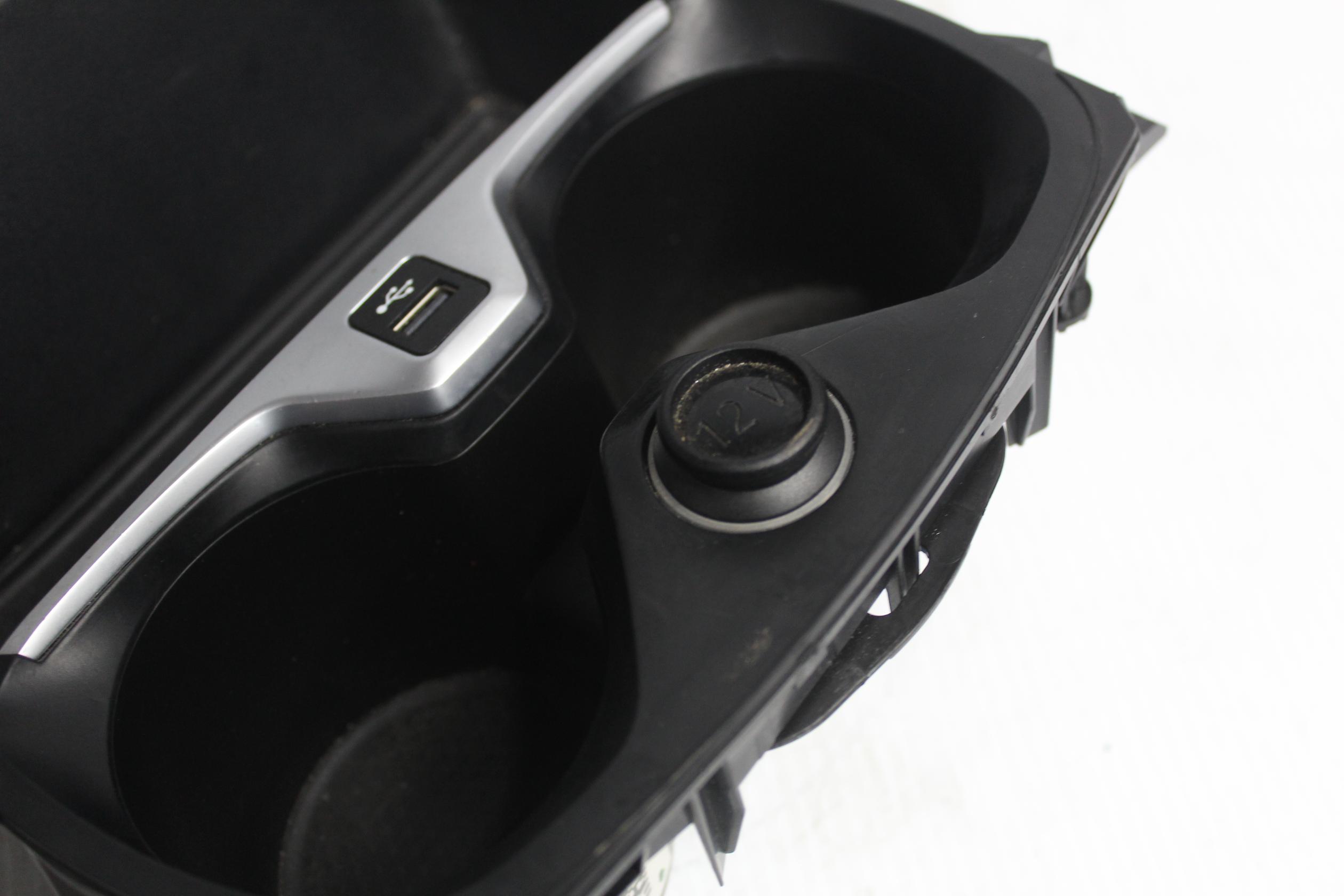 BMW F40 118i Interior Centre Console Cup Holder Assembly 51167951772, 5R682332910 - Image 15