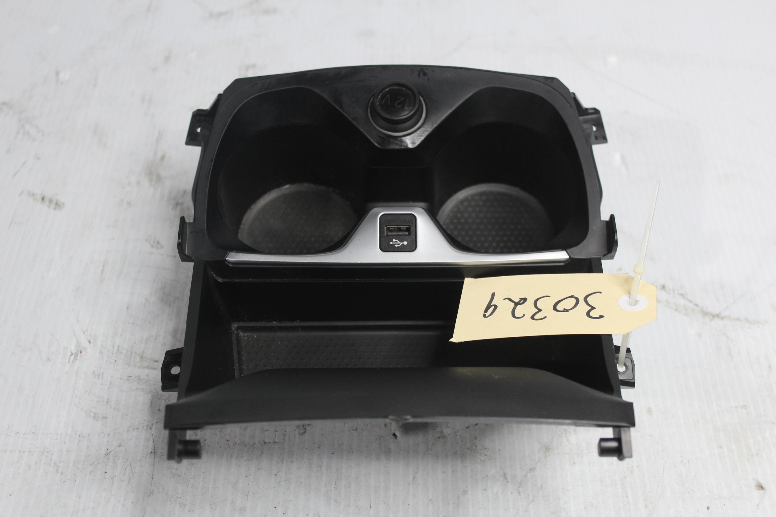 BMW F40 118i Interior Centre Console Cup Holder Assembly 51167951772, 5R682332910 - Image 4