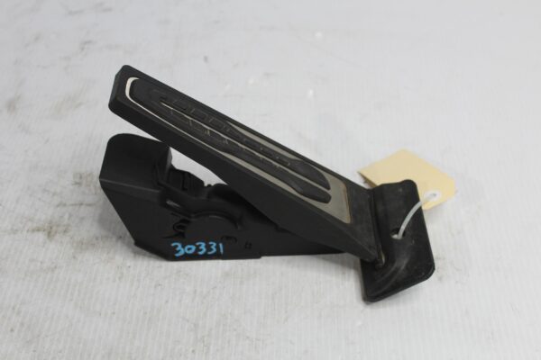 BMW F40 1 Series Throttle Accelerator Pedal 35406889824, 35405A47458, 6PV01435013