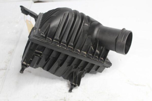 BMW F40 118i B38 Air Intake Filter Box 13718655834, 865583403