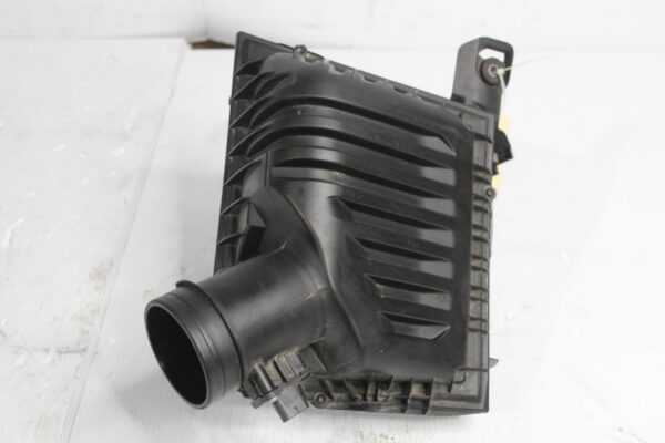 BMW F40 118i B38 Air Intake Filter Box 13718655834, 865583403