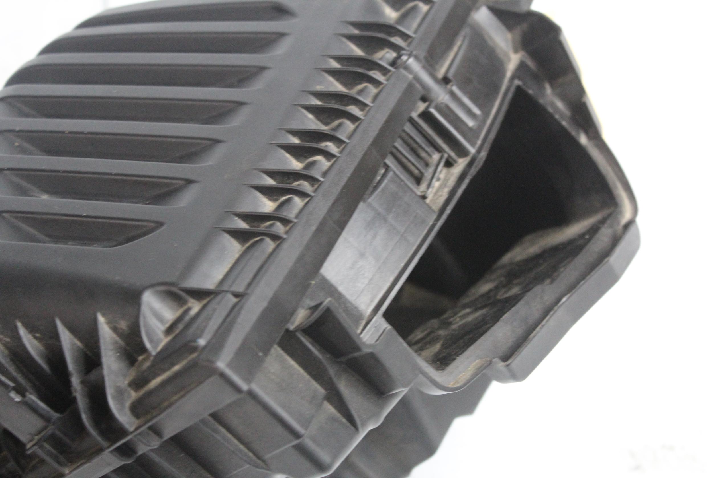 BMW F40 118i B38 Air Intake Filter Box 13718655834, 865583403 - Image 10