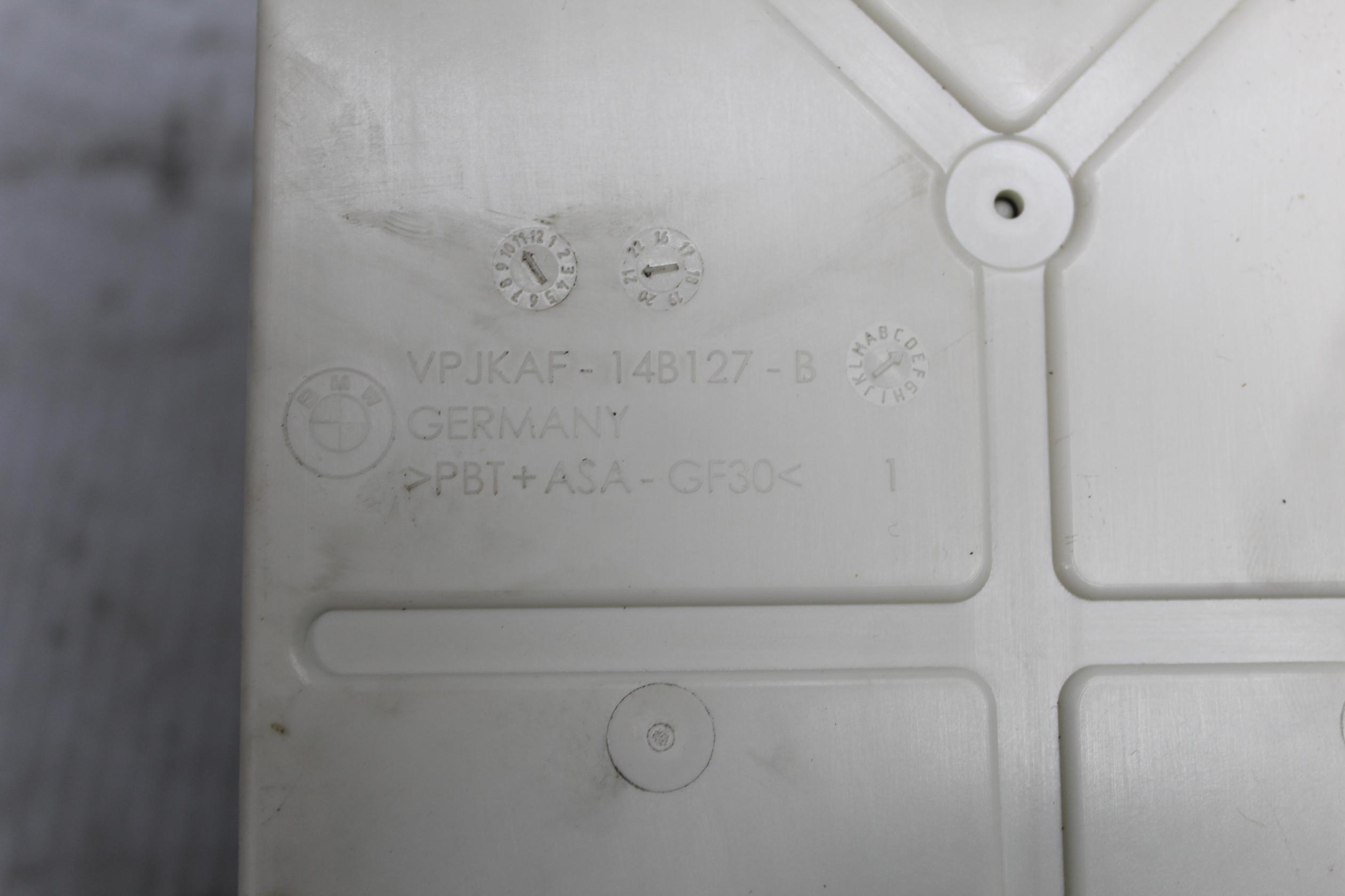 BMW F40 118i FEM BDC Body Control Module 61355A71668 - Image 6