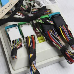 BMW F40 118i FEM BDC Body Control Module 61355A71668 - Image 8