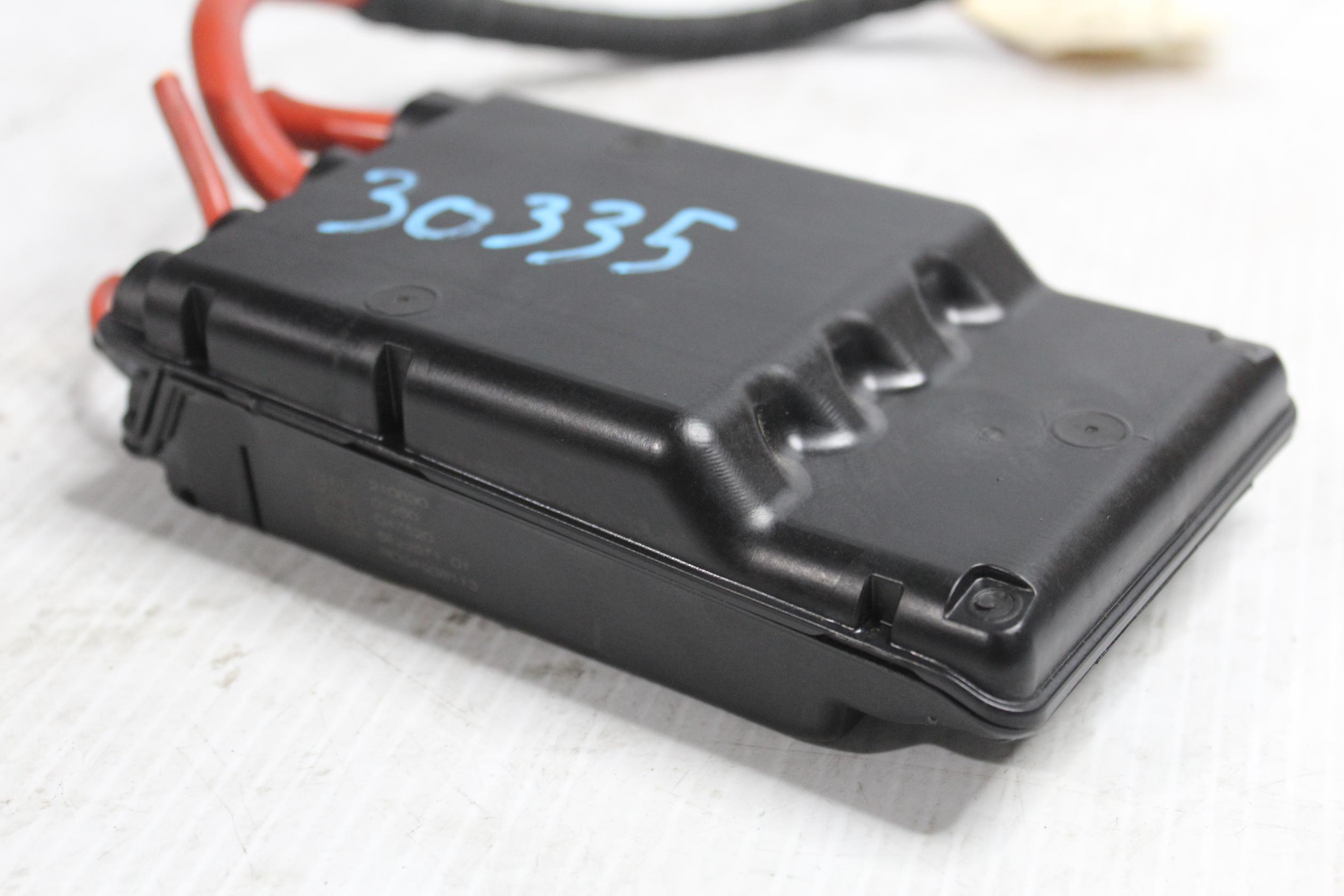 BMW F40 118i B+ Positive Fuse Box 600W 61146822571 - Image 8