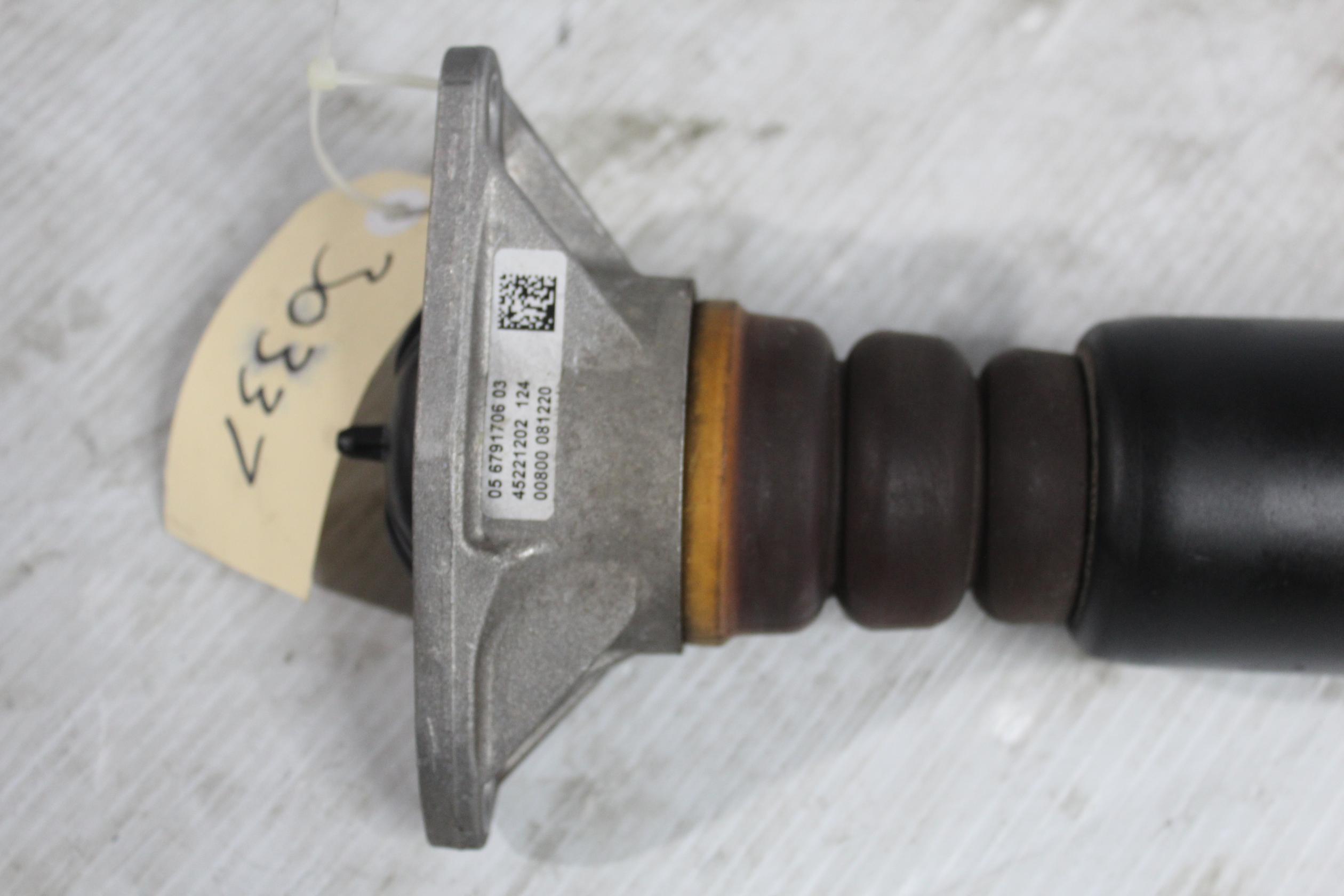 BMW F40 118i Rear Strut Shock Absorber 33506877077, 149415-10 - Image 11