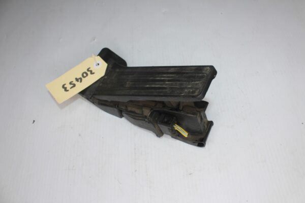 BMW F80 F82 M3 M4 Throttle Accelerator Pedal 35406889818, 35405A47456, 35426853175