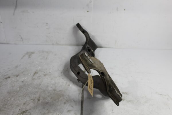 Porsche 9PA 957 Cayenne Turbo Engine Carrier Support 94837530903, 94837530930