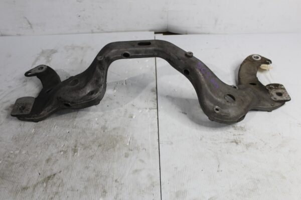 Porsche 9PA 957 Cayenne Turbo Engine Carrier Support 94837530903, 94837530930
