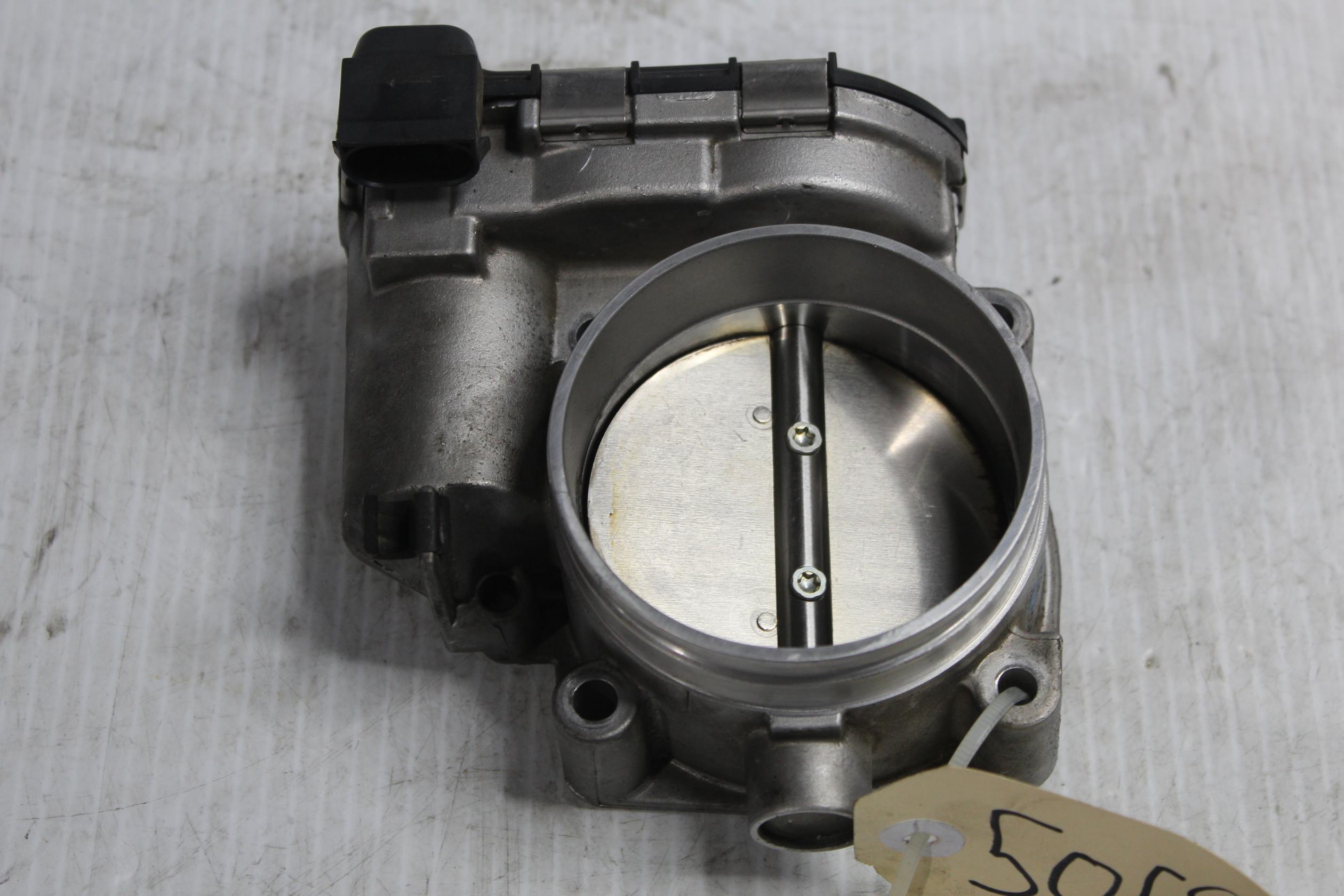 Porsche 95B Macan 3.0L CTMA Engine Throttle Body 99760511501, 99760511503 - Image 2