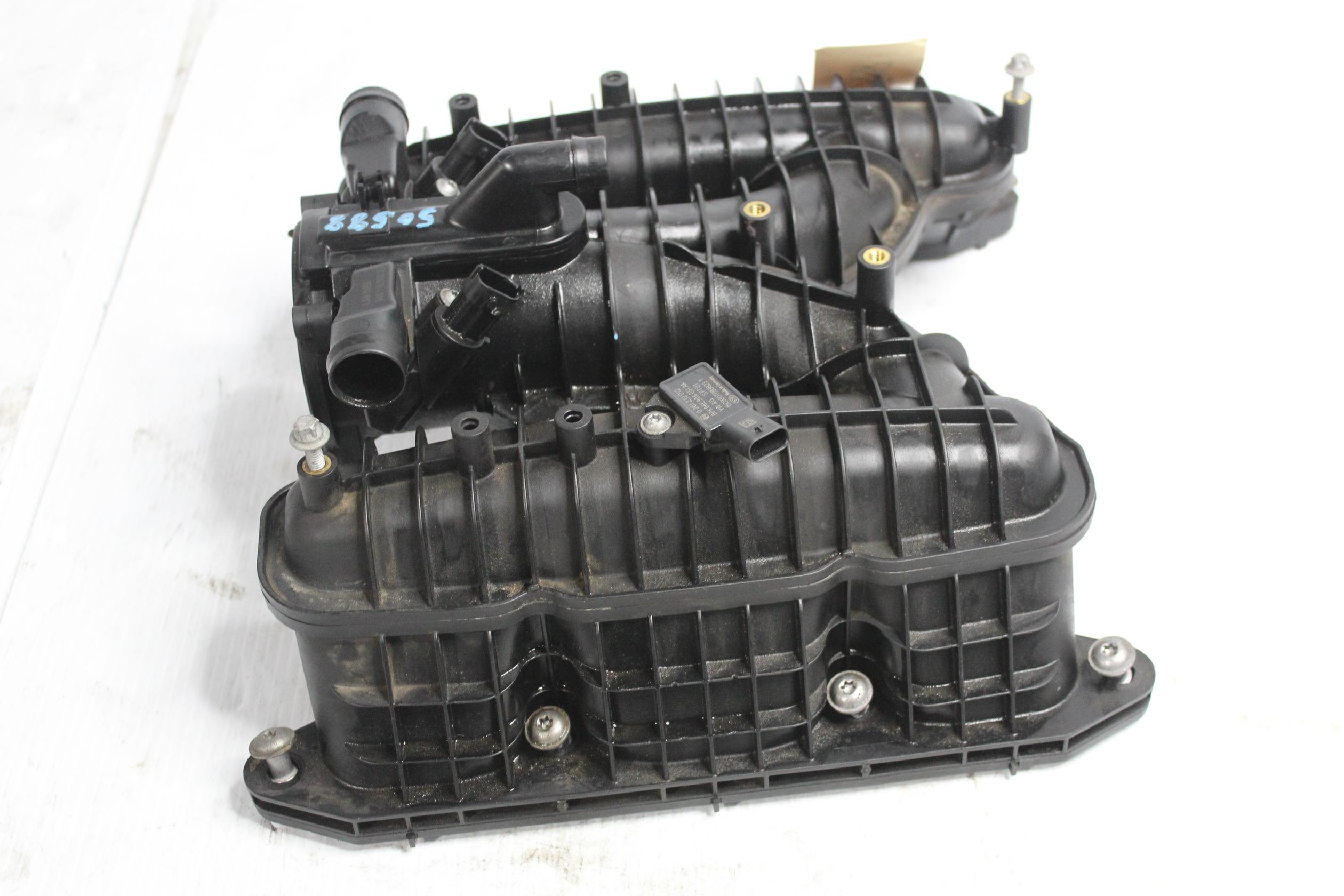 Porsche 95B Macan 3.0L Petrol CTMA Intake Manifold 94611001663, 9461100166 - Image 2