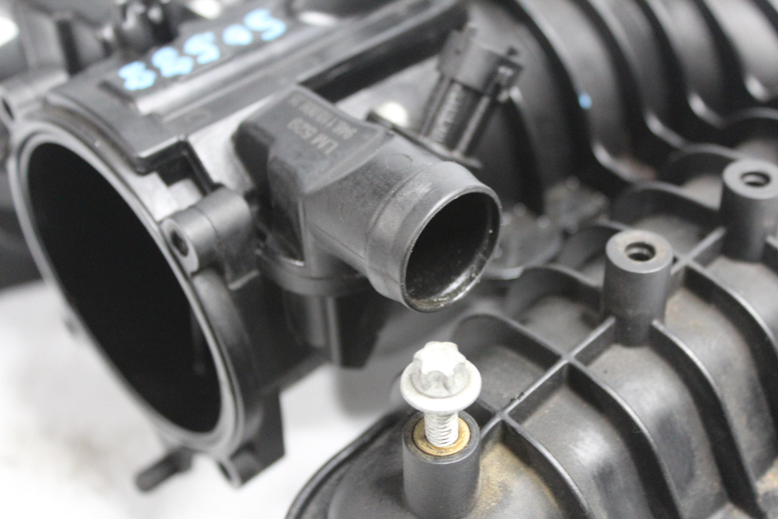 Porsche 95B Macan 3.0L Petrol CTMA Intake Manifold 94611001663, 9461100166 - Image 15