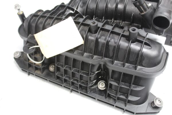 Porsche 95B Macan 3.0L Petrol CTMA Intake Manifold 94611001663, 9461100166