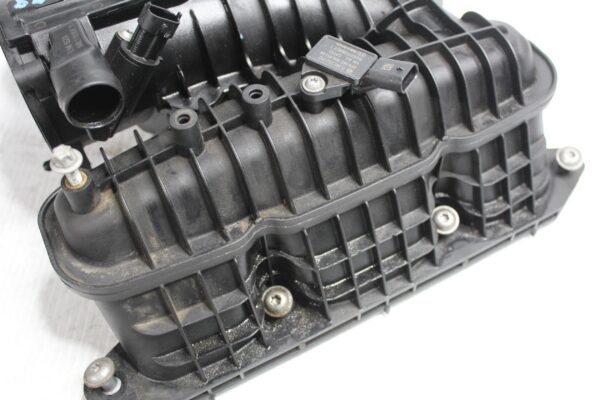 Porsche 95B Macan 3.0L Petrol CTMA Intake Manifold 94611001663, 9461100166