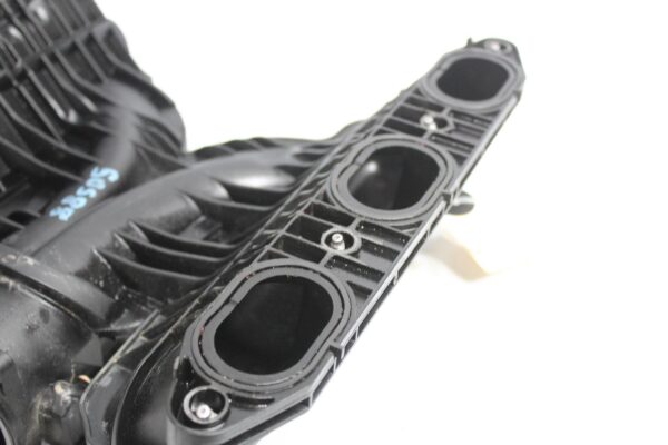 Porsche 95B Macan 3.0L Petrol CTMA Intake Manifold 94611001663, 9461100166