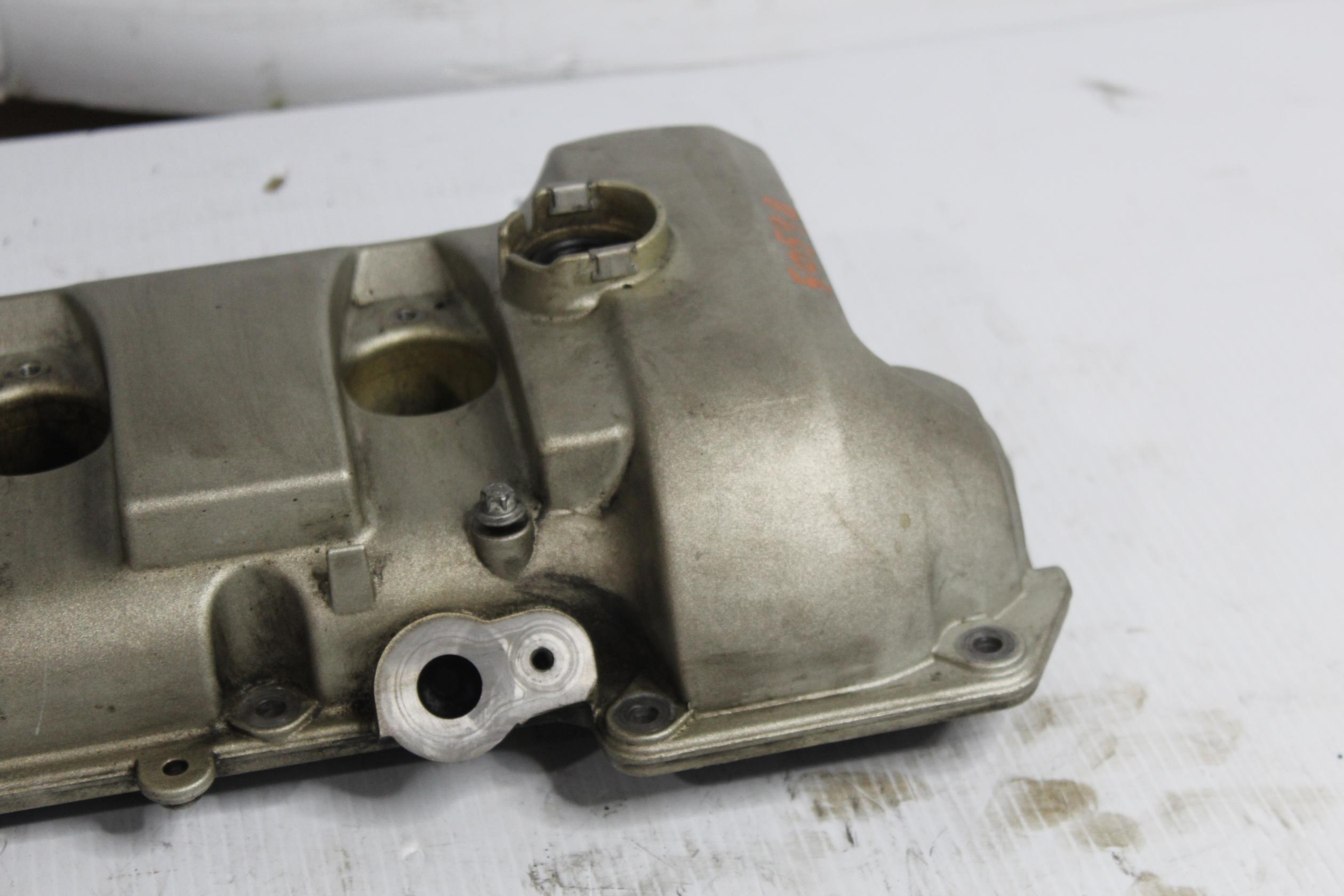 Porsche 957 9PA Cayenne Turbo 4.8L LH LEFT Cyl. 5-8 Valve Rocker Cover 94810513603, 94810513604 - Image 2