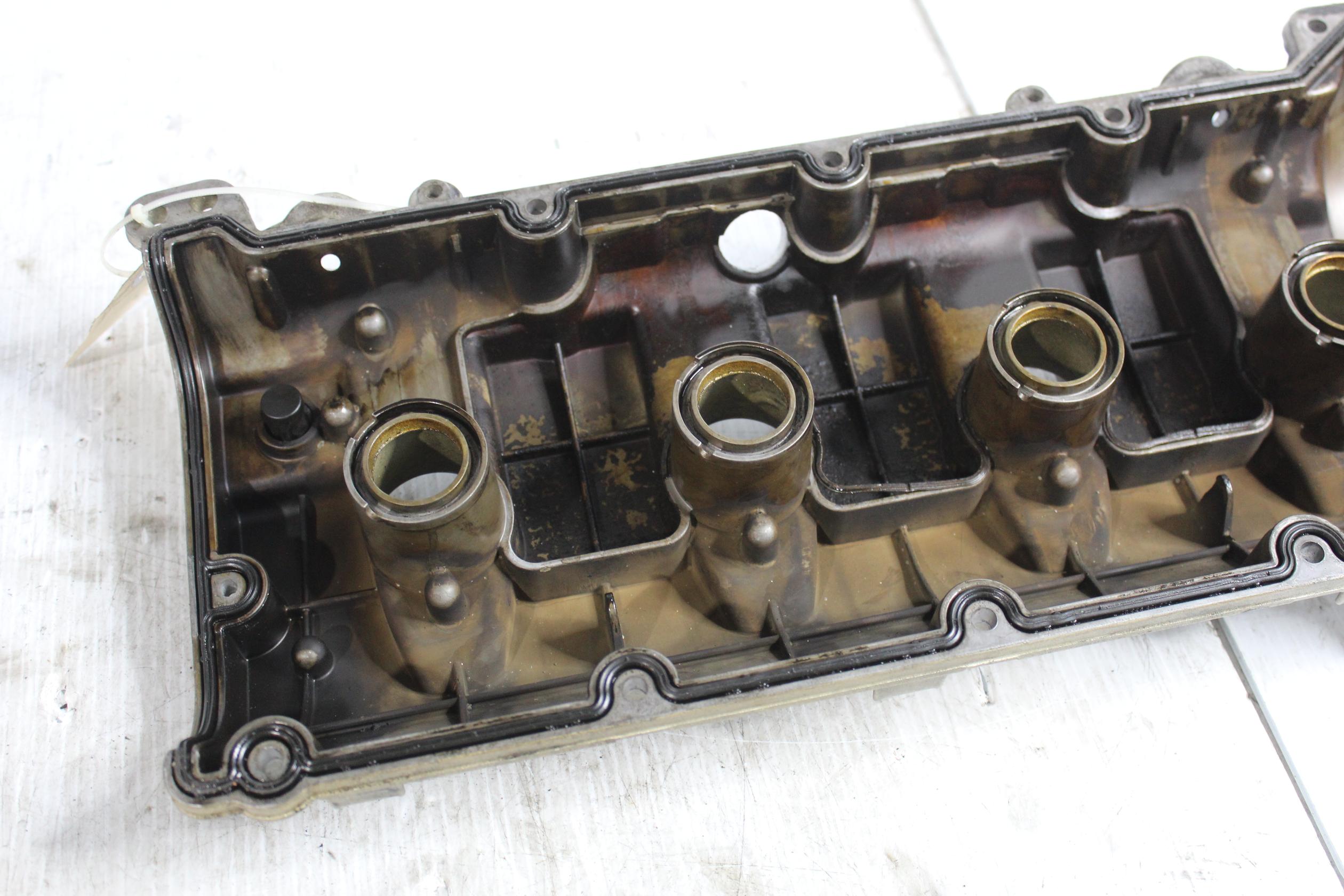 Porsche 957 9PA Cayenne Turbo 4.8L LH LEFT Cyl. 5-8 Valve Rocker Cover 94810513603, 94810513604 - Image 14