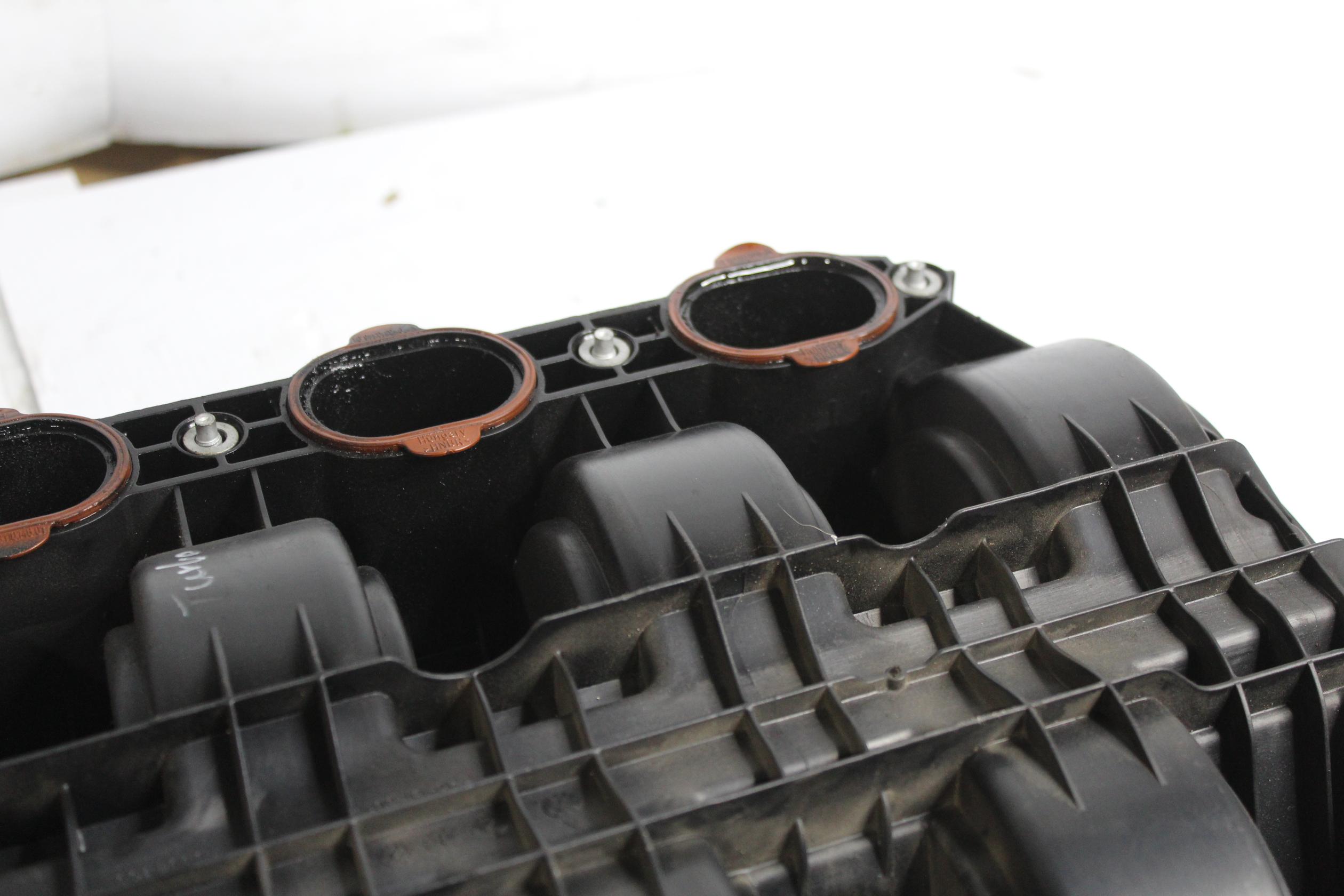 Porsche 9PA 957 Cayenne Turbo 4.8L Intake Manifold 94811001652, 94811001654 - Image 15