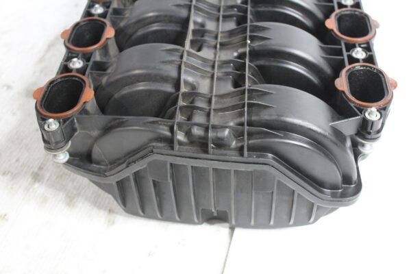 Porsche 9PA 957 Cayenne Turbo 4.8L Intake Manifold 94811001652, 94811001654