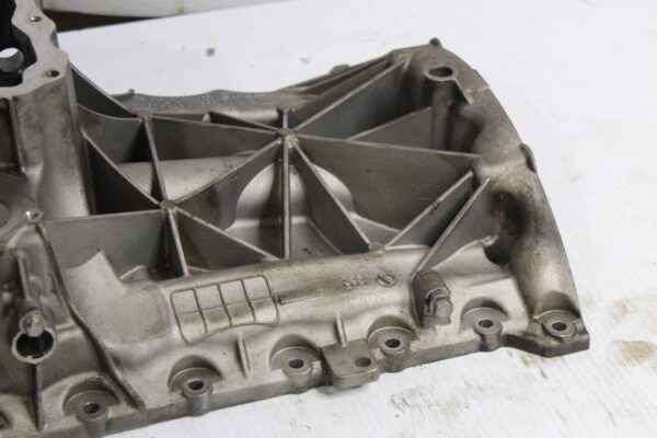 Porsche 9PA 957 Cayenne Turbo Upper Oil Sump 94810707152, 9481071711R