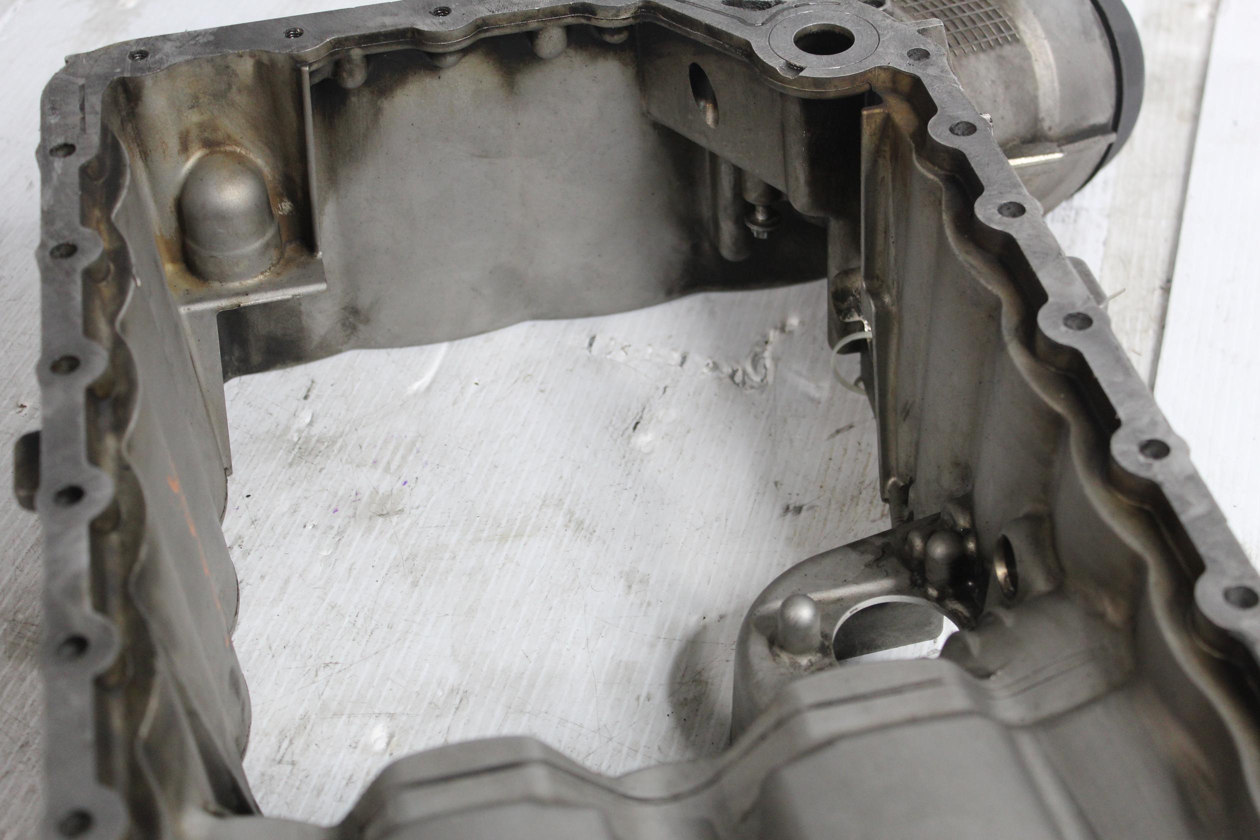 Porsche 9PA 957 Cayenne Turbo Upper Oil Sump 94810707152, 9481071711R - Image 14
