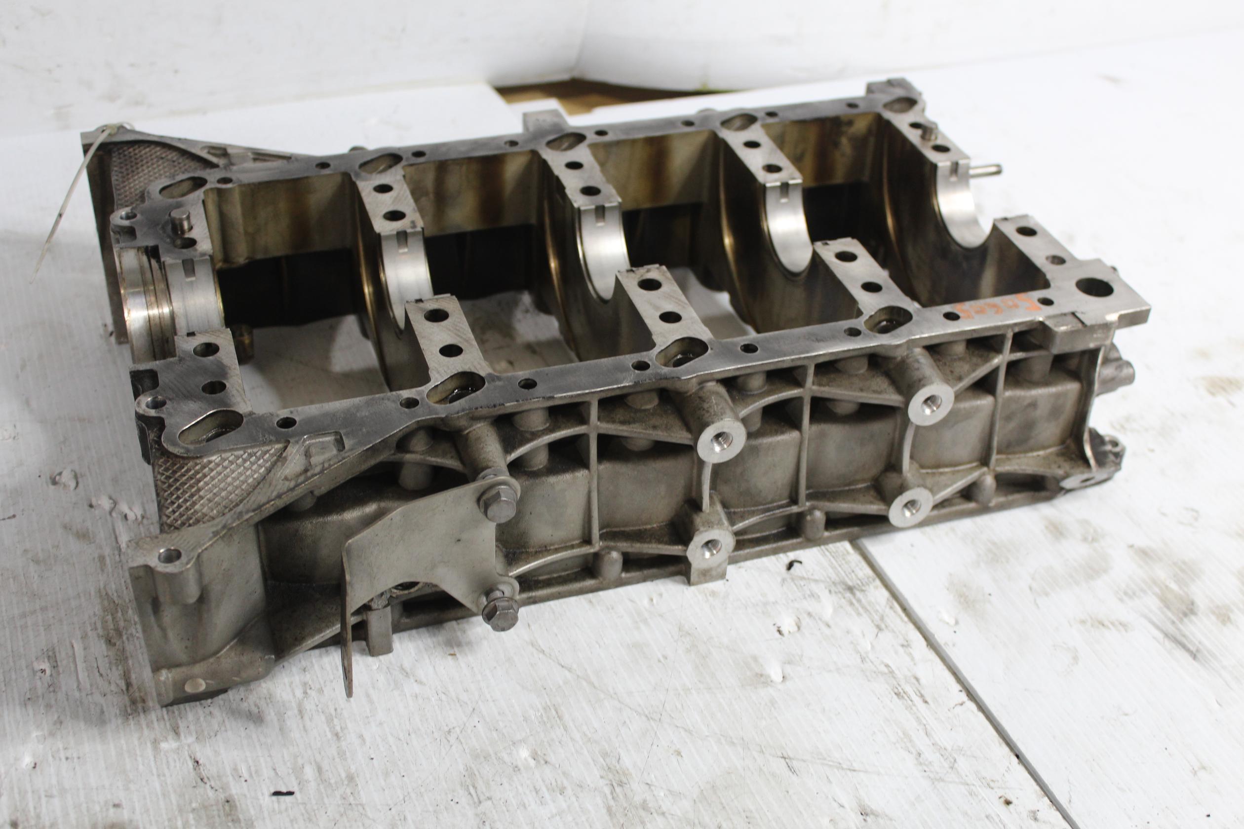 Porsche 957 Cayenne Turbo 4.5L Lower Block Crankshaft Housing 948101113CR, 94810100122 - Image 8