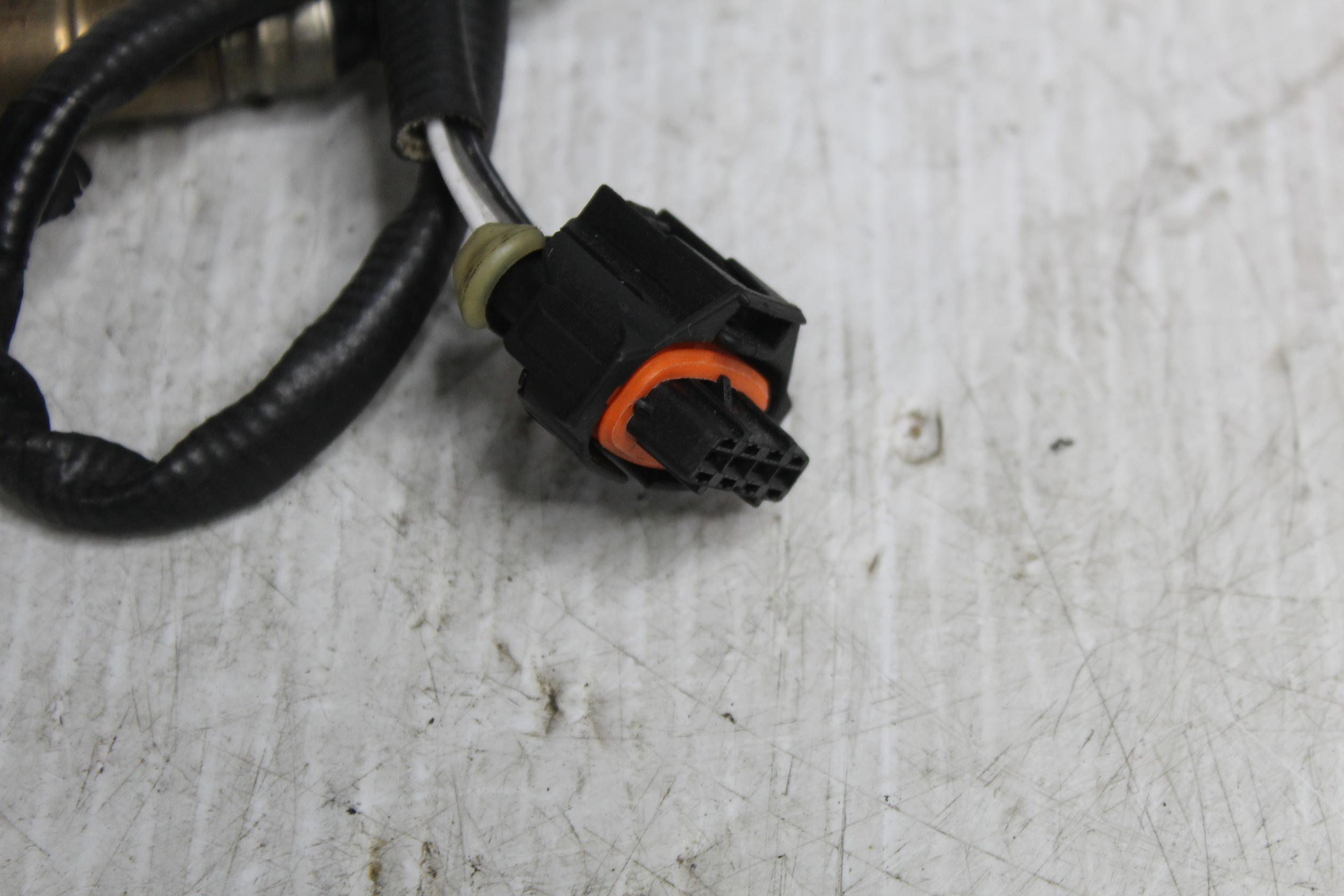 Porsche 957 Cayenne Turbo o2 Lambda Oxygen Sensor 95560617800 - Image 6
