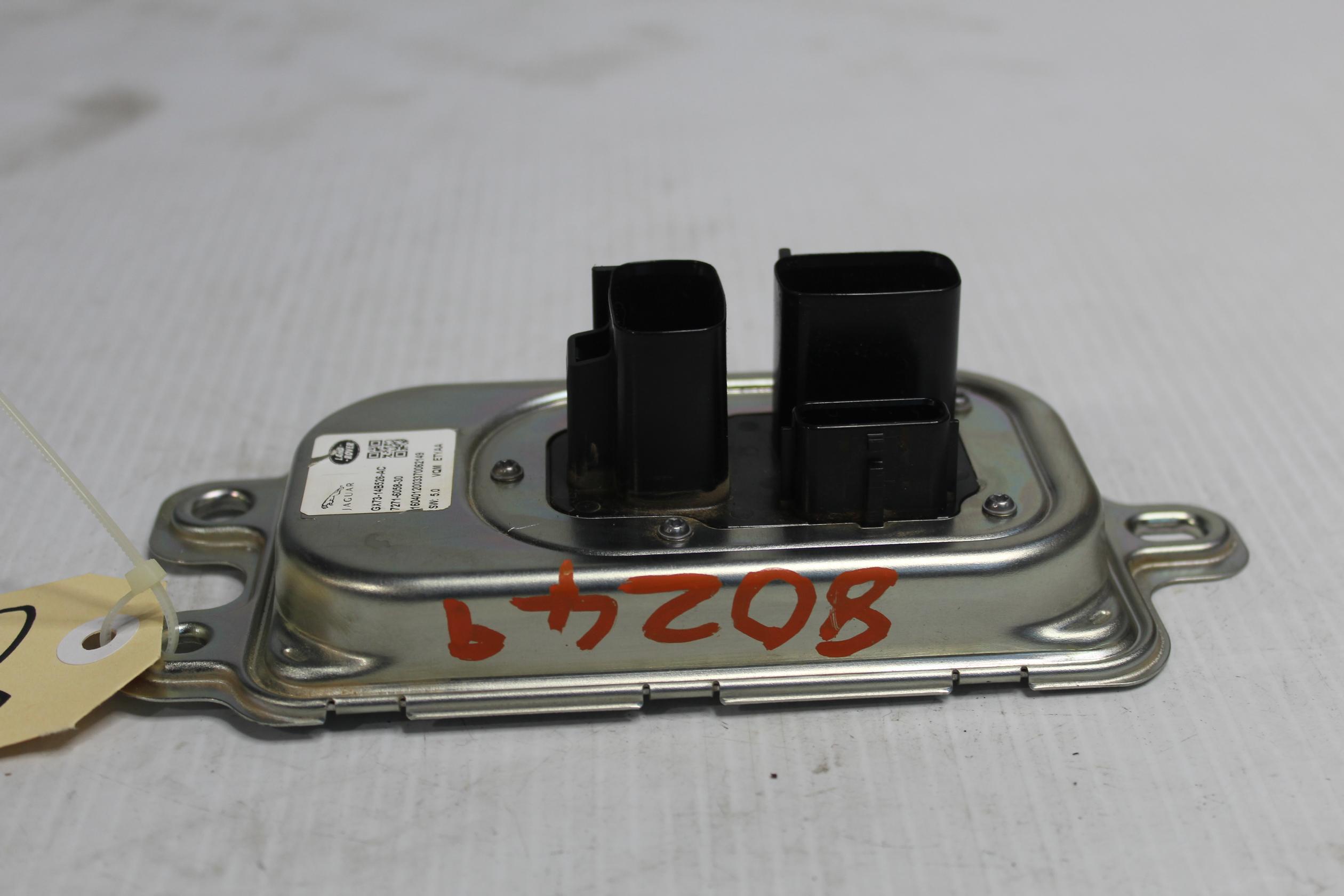 Range Rover Sport L494 Voltage Control Module LR079623, GX7314B526AC - Image 2