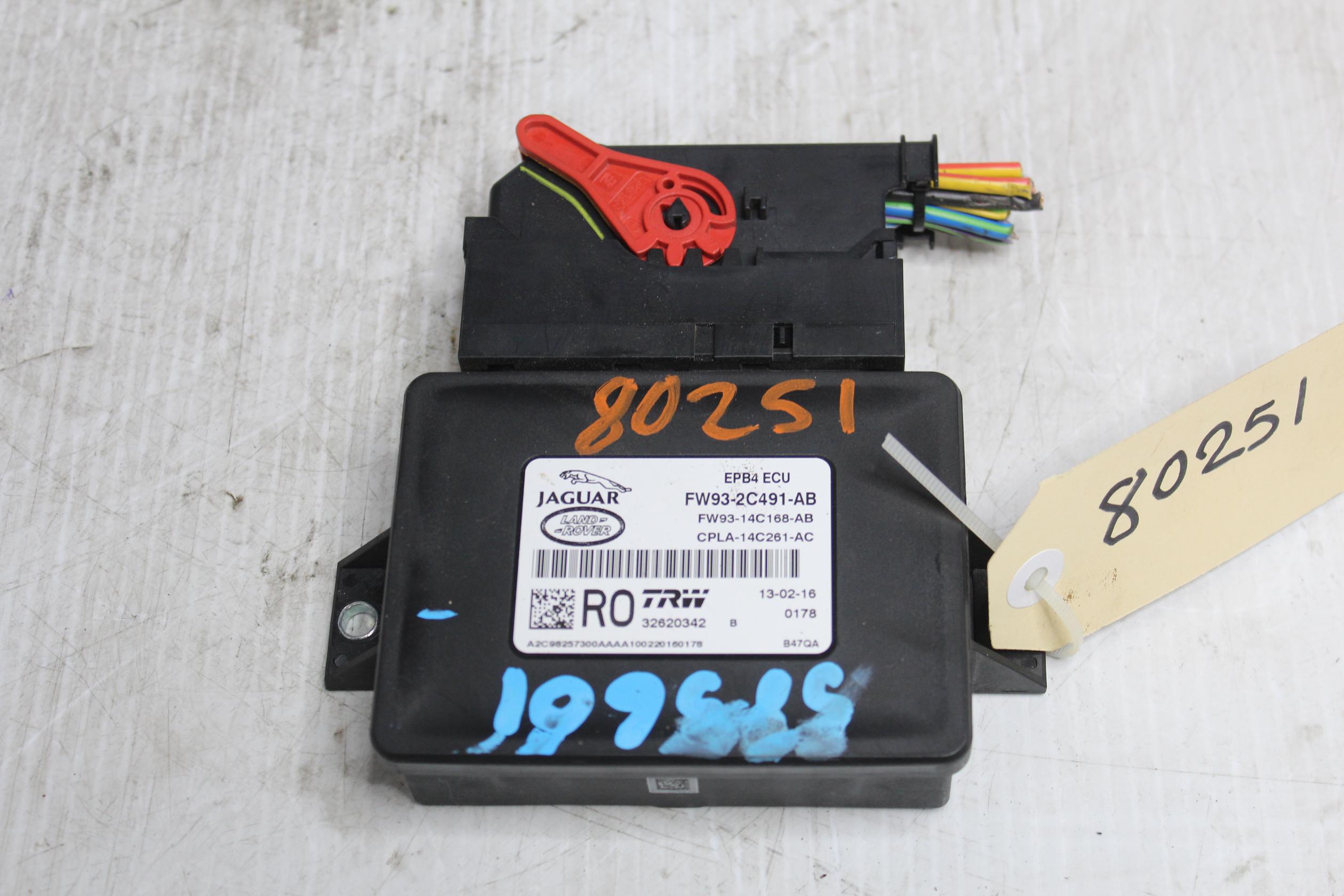 Range Rover Sport L494 EPB Handbrake Park Brake Module LR070636 - Image 1