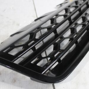 Land Rover L550 Discovery Sport Front Grille FK72BA100CAW - Image 13