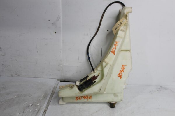 Range Rover Sport L494 Windscreen Washer Tank Reservoir LR070884, LR118191