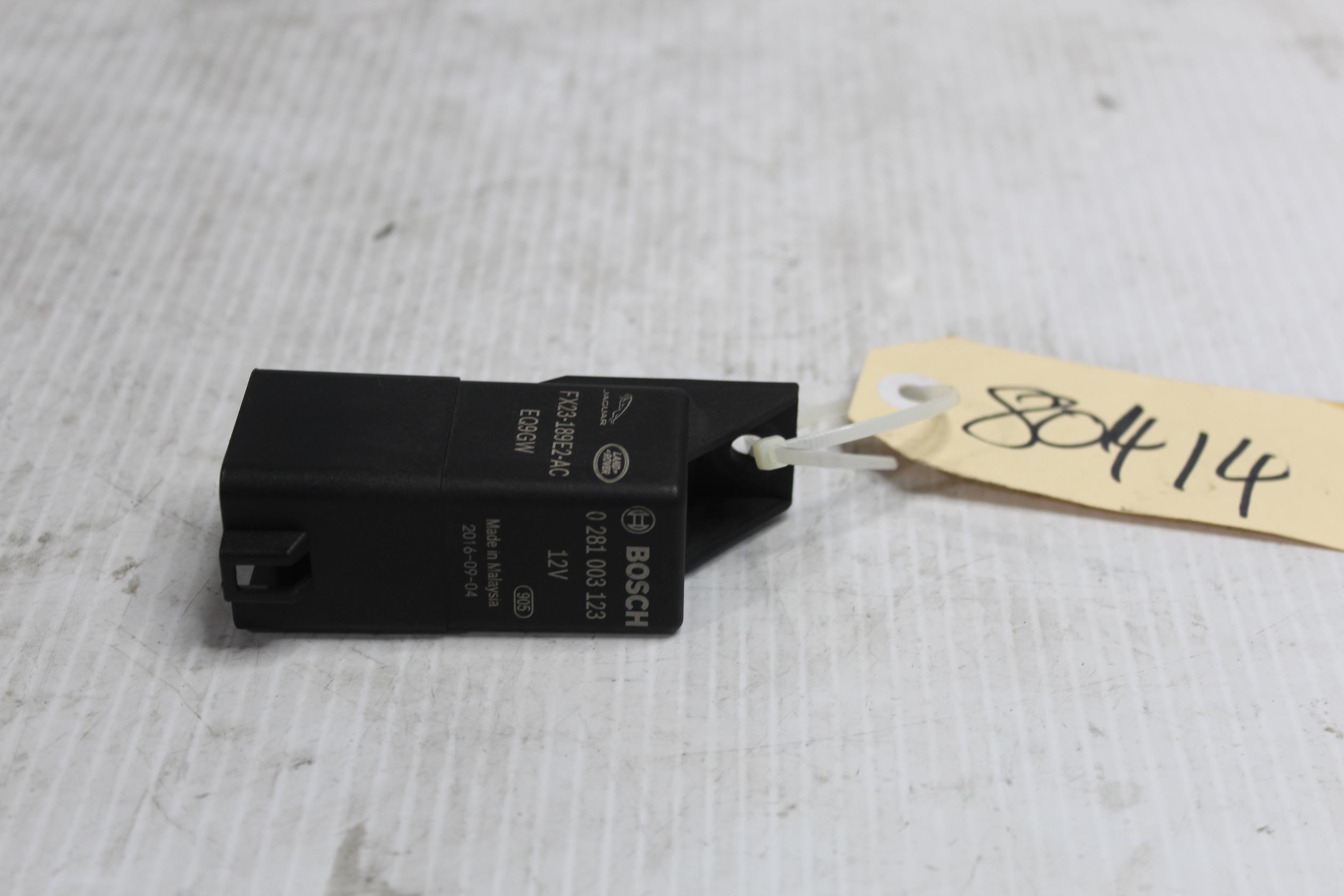 Land Rover L550 Discovery Sport Glow Plug Relay LR071241, LR117592 - Image 1