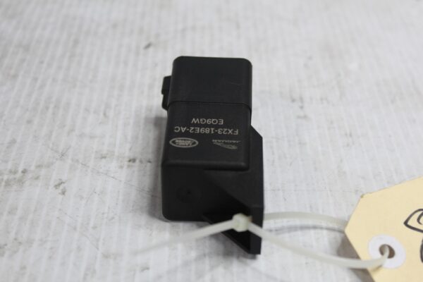 Land Rover L550 Discovery Sport Glow Plug Relay LR071241, LR117592