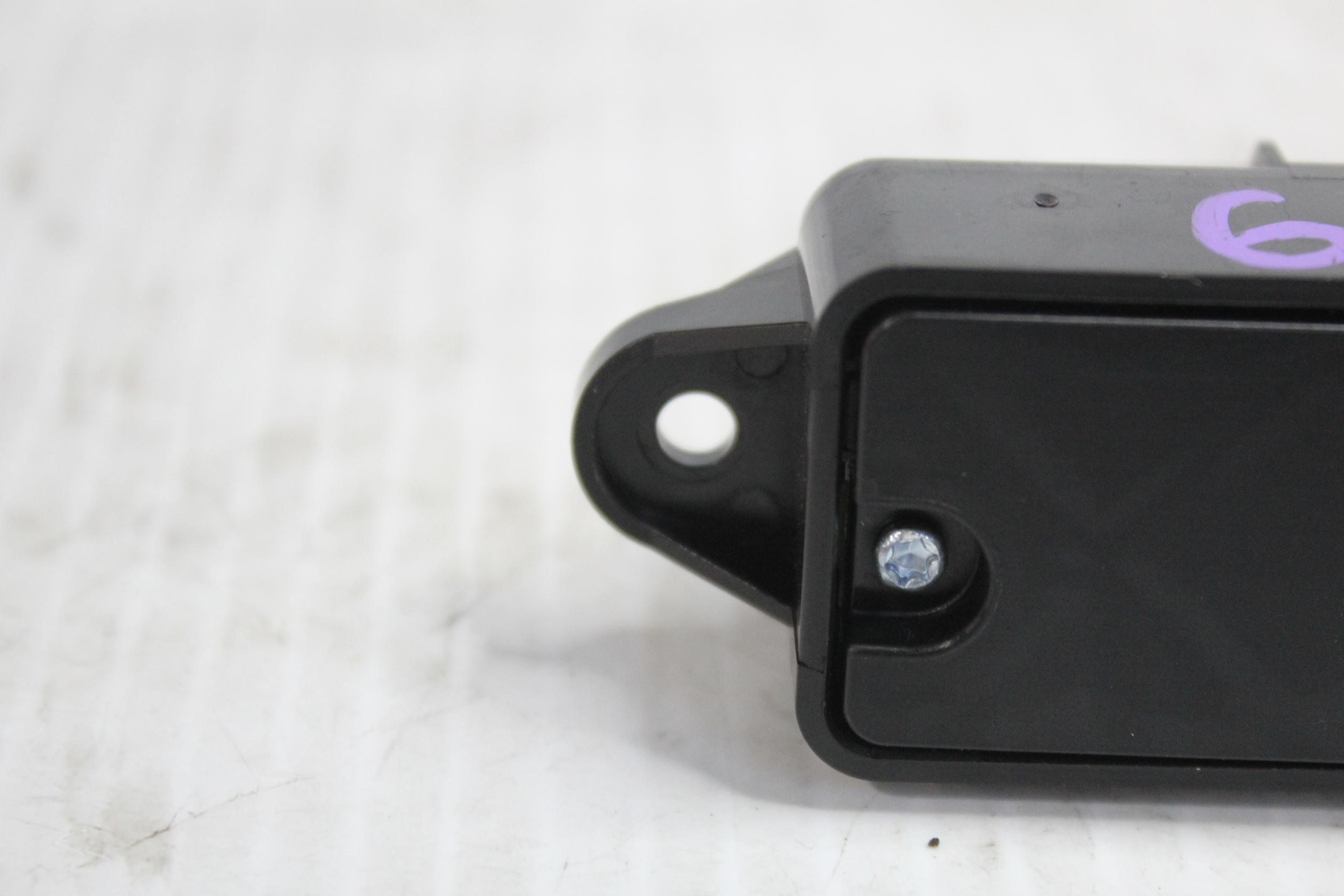 Land Rover L550 Discovery Sport Terrain Chassis Control Switch LR089255, LR094400 - Image 11