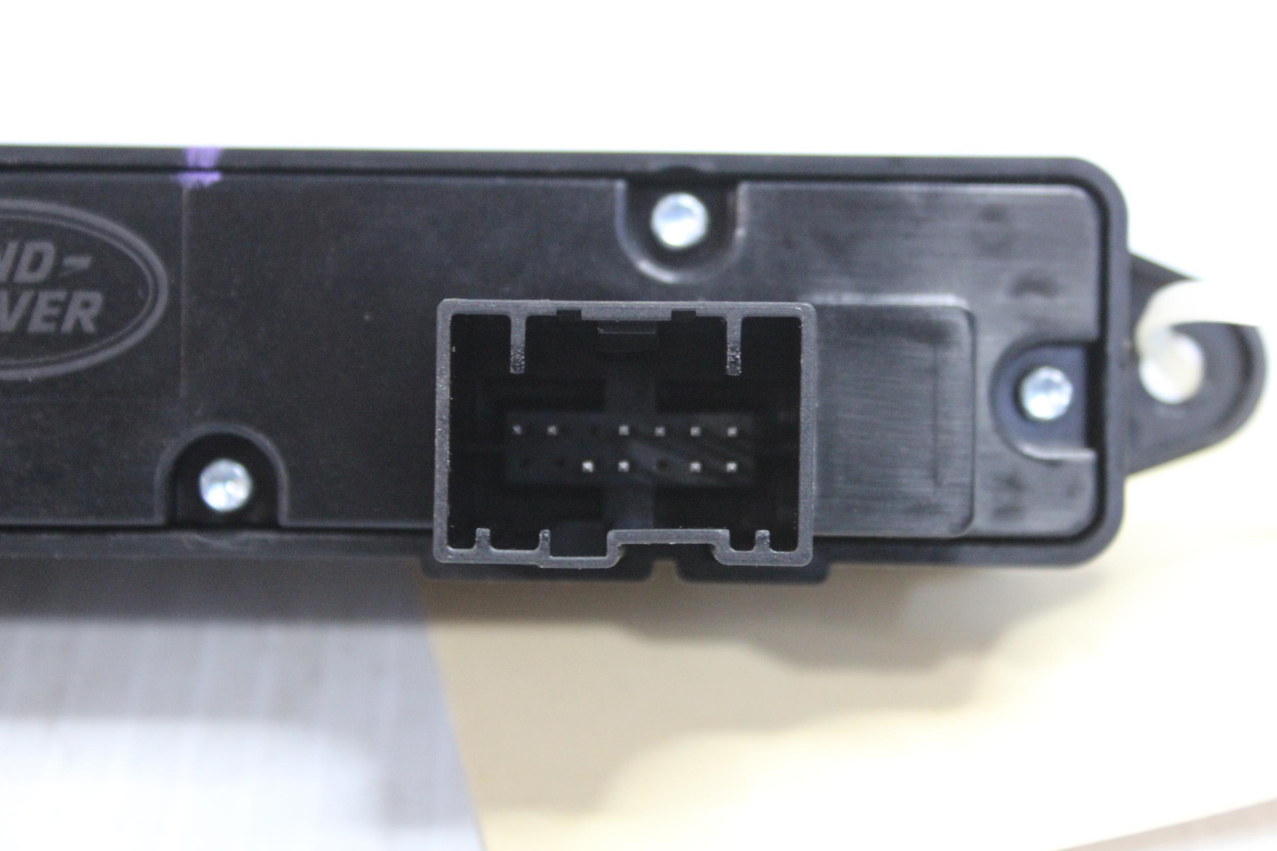 Land Rover L550 Discovery Sport Terrain Chassis Control Switch LR089255, LR094400 - Image 9