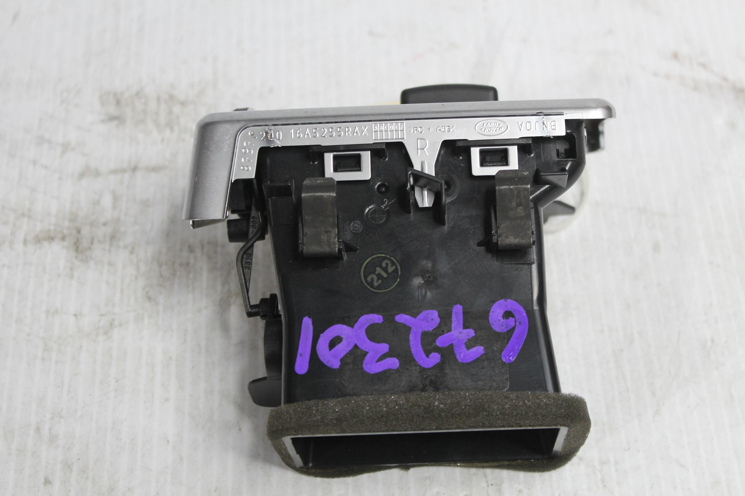 Land Rover L550 Discovery Sport RH Right Dash Air Vent LR072448, LR110281 - Image 4