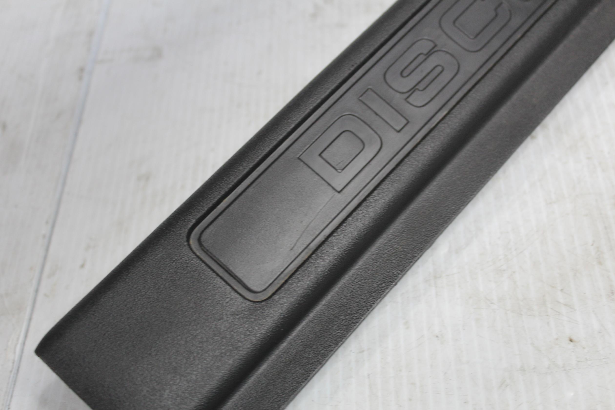Land Rover L550 Discovery Sport RHF Front Right Tread Plate LR079050 - Image 13
