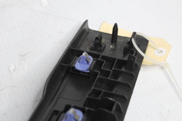 Land Rover L550 Discovery Sport RHF Front Right Tread Plate LR079050