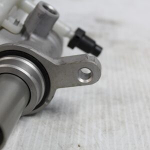 Land Rover L550 Discovery Sport Brake Master Cylinder LR061403, FK722140AB - Image 6